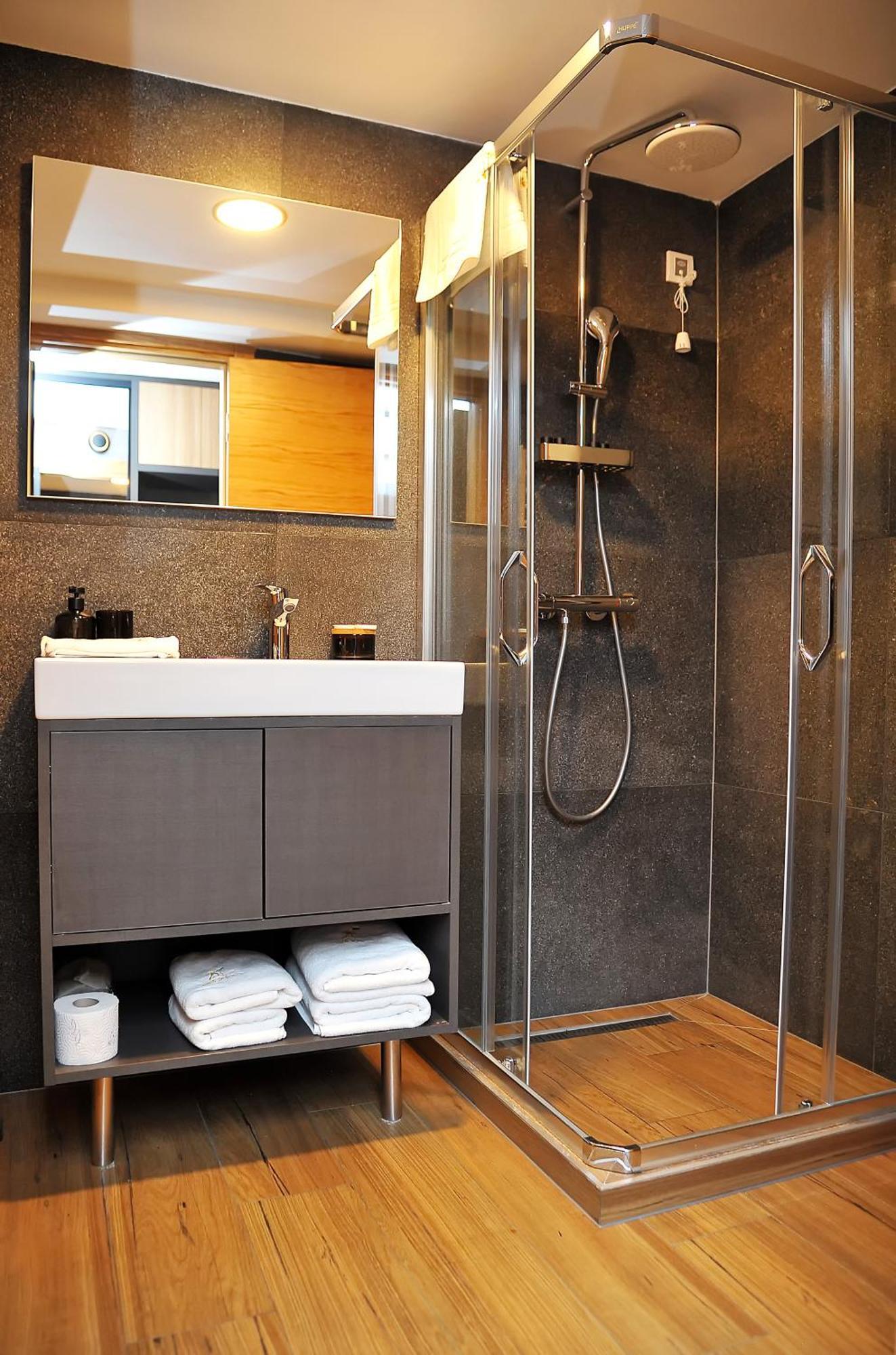 Hotel Modern Mountain 4*
